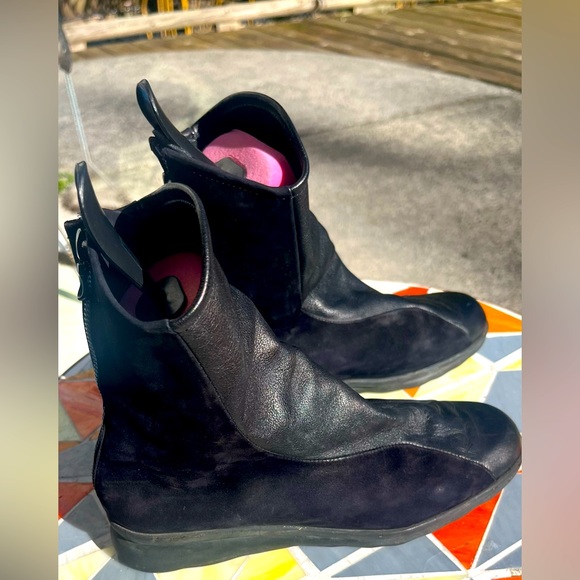Women’s Arche Leather/Suede boots, Size 7, Plant derived sole, Made in France - Picture 3 of 9